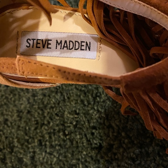 STEVE MADDEN NEVER WORN 2000’s Heels - Picture 2 of 5